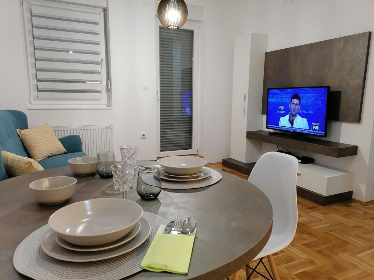Apartamento Carmen deluxe Novi Sad Exterior foto