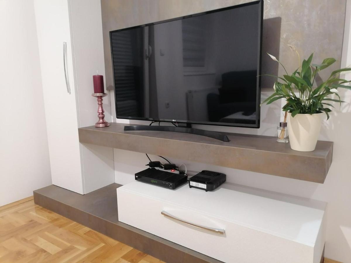Apartamento Carmen deluxe Novi Sad Exterior foto
