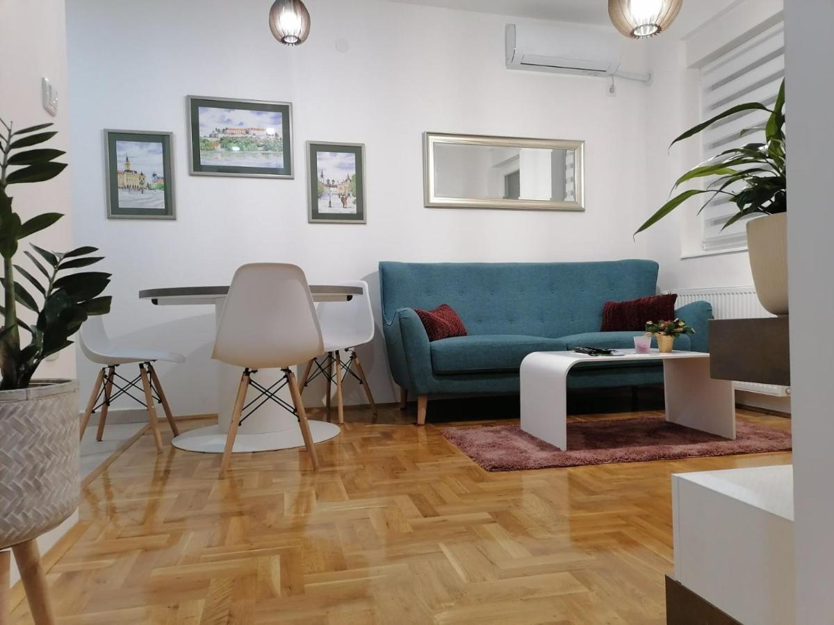 Apartamento Carmen deluxe Novi Sad Exterior foto